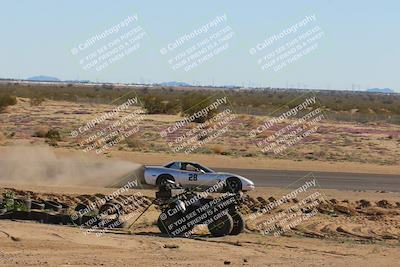 media/Jan-08-2023-SCCA SD (Sun) [[8f6a5b9391]]/Intermediate Group/Session 3 (Turn 9)/